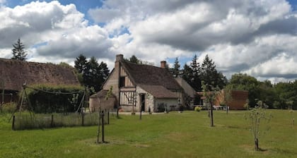 Les Hautes : Charmante Ferme Solognote