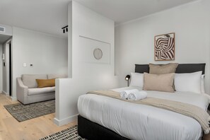 1 bedroom, in-room safe, iron/ironing board, Internet