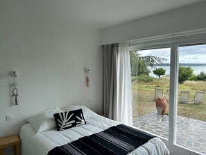 4 slaapkamers, een strijkplank/strijkijzer, gratis wifi, beddengoed