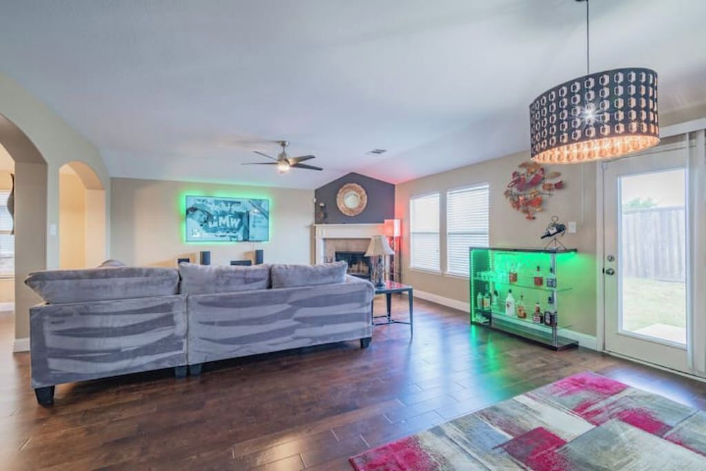 *Fun Frisco Palace in Prime Location!