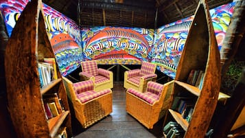 Bar lounge