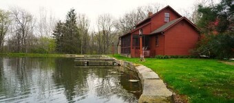 Whimsical Cottage w/ Pond View
