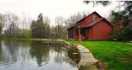 Whimsical Cottage w/ Pond View