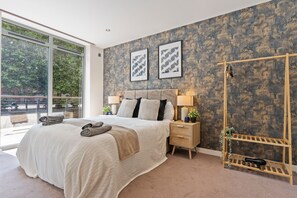 2 bedrooms, iron/ironing board, WiFi, bed sheets - Modern Luxe Living in Lincoln - Flat 6 (Lincoln)