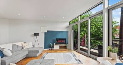 Modern Luxe Living in Lincoln - Flat 3