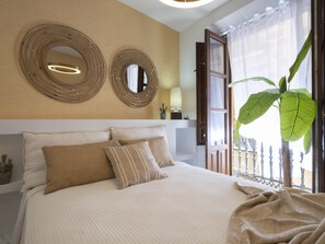 2 dormitorios, tabla de planchar con plancha, Internet y ropa de cama