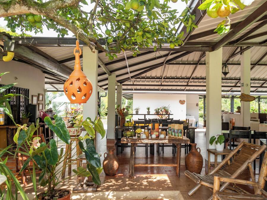 Área de estar no saguão