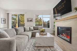 TV connectée, cheminée