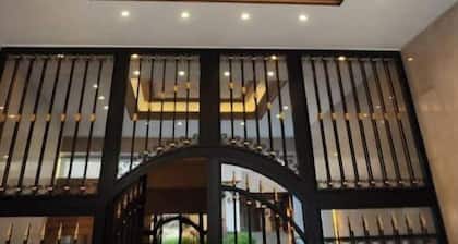 Seafront Large Seafront Upscale Apartment Facing the Coral Beach Resort - Beirut