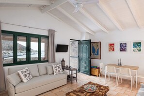 Comfort-huoneisto | Oleskelualue | Älytelevisio, Netflix, suoratoistopalvelut