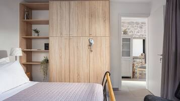 Comfort Apartment | 1 bedroom, Egyptian cotton sheets, premium bedding, pillow-top beds