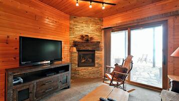 小屋, 多張床, 廚房 | 起居區 | 42-吋平面電視、有線頻道、電視