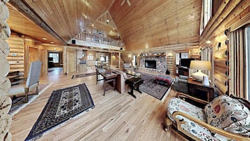 Cabin, Multiple Beds, Balcony | Private kitchen | Fridge, microwave, oven, stovetop