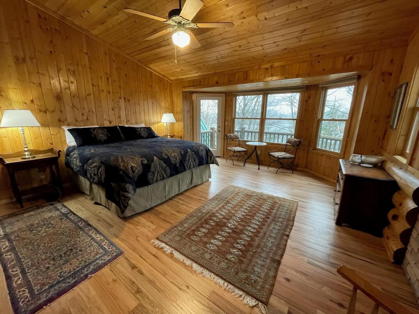 Cabin, nhiều giường, ban công | 5 phòng ngủ, trang trí khác biệt 