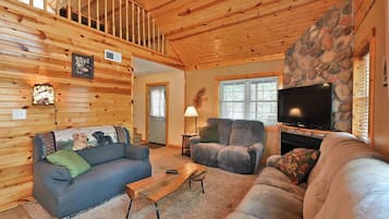 Kabin, Beberapa Tempat Tidur, dapur | Area keluarga | TV