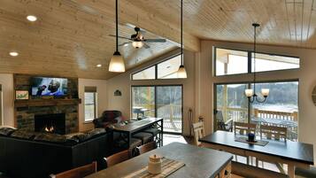 Cabin, Multiple Beds, Kitchen | Interior