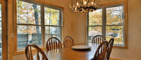 Cabin, Multiple Beds, Kitchen | Dining