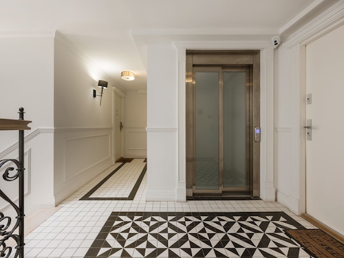 ArtSquare by Fragola Apartments