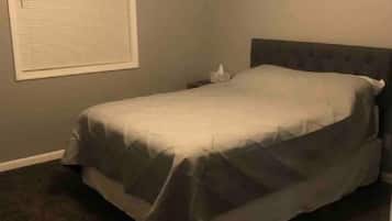 3 chambres, fer et planche Ă  repasser, Wi-Fi, draps fournis