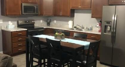 Lovely 3-bedroom Condo with electric fireplace