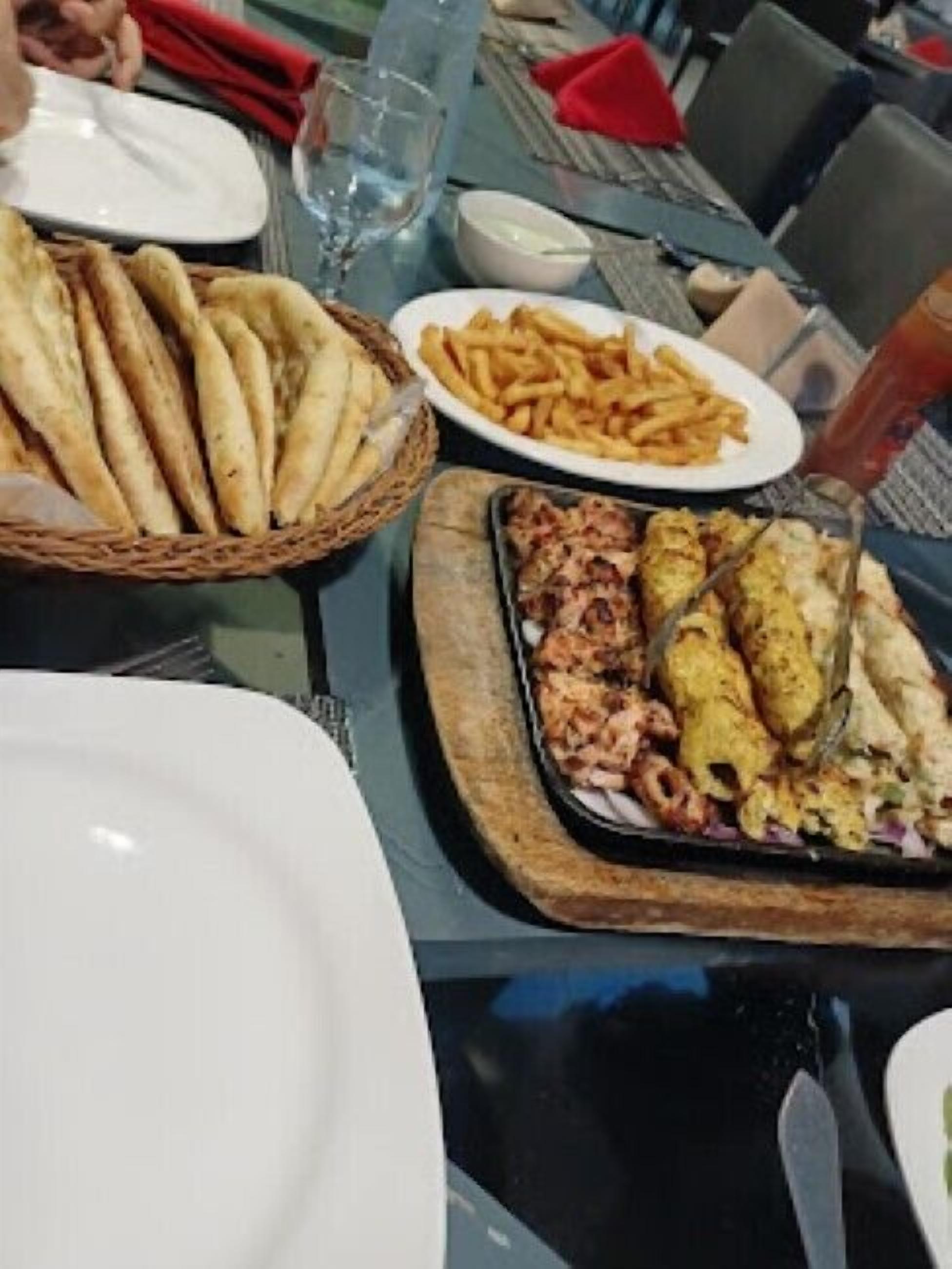 Desayuno buffet incluido todos los días 