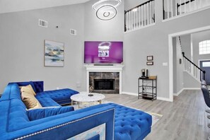 Smart TV, books, stereo