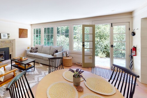 Hidden Acres Retreat | Secluded, dog-friendly house in Guerneville with hot tub