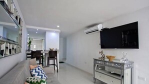 Living area - Apartment 2c2-2 in the Historic Center (Cartagena)