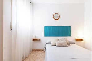 2 Schlafzimmer, Bügeleisen/Bügelbrett, WLAN, Bettwäsche