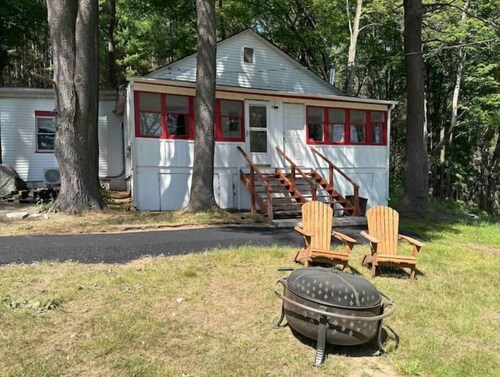 large beautiful 4 bedroom house up state NY.unit D