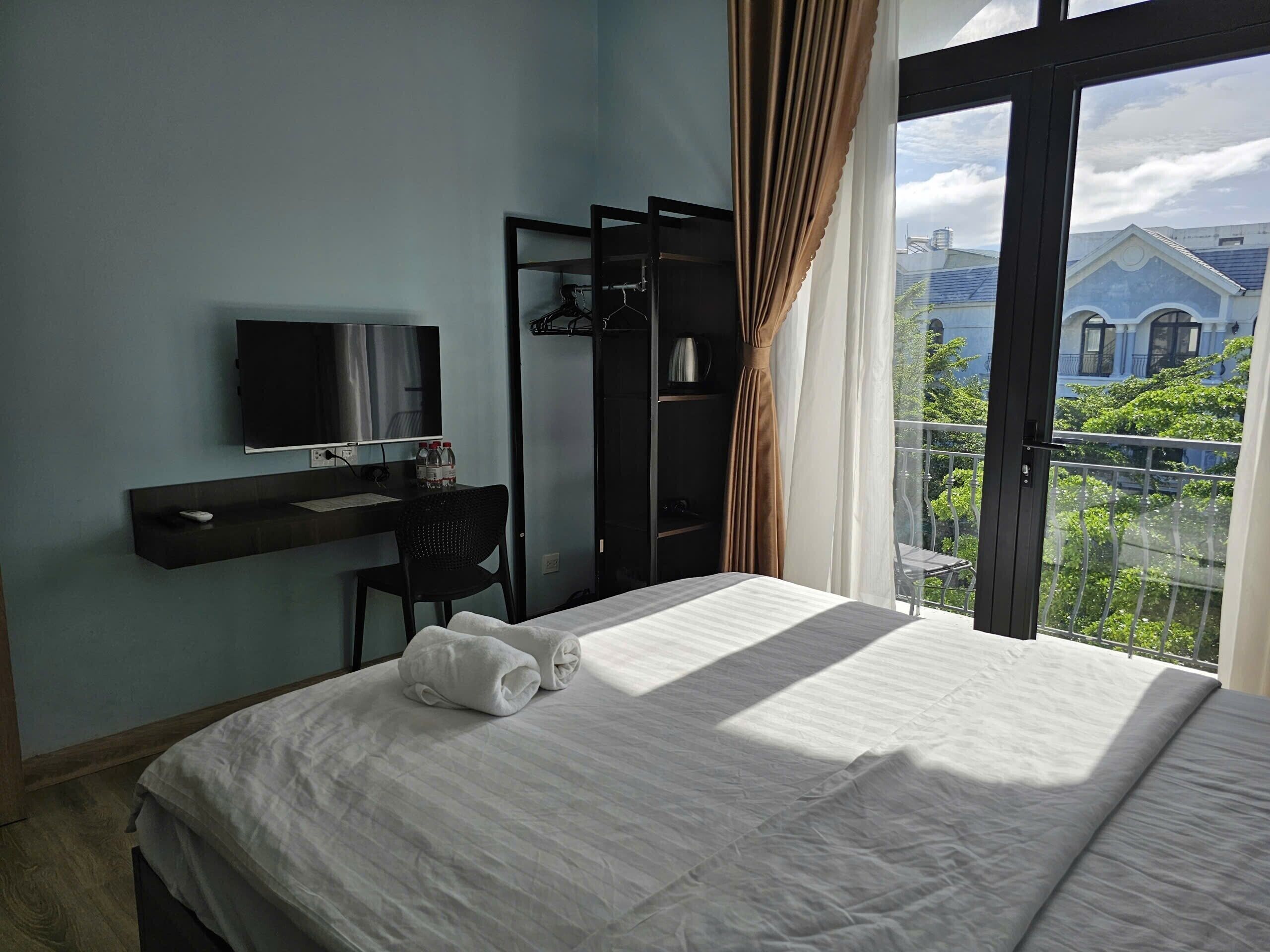 Allergikerbettwaren, Pillowtop-Betten, Schreibtisch