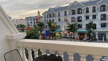 Panoramic Room | Terrace/patio