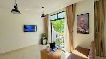 Family Shared Dormitory | Living area | Smart TV