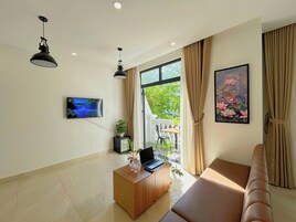 Family Shared Dormitory | Living area | Smart TV