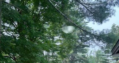 Amazing getaway place 3 bedrooms apartment.Up State, E unit top floor.