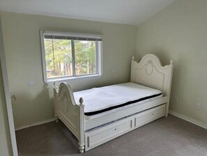 3 bedrooms, WiFi