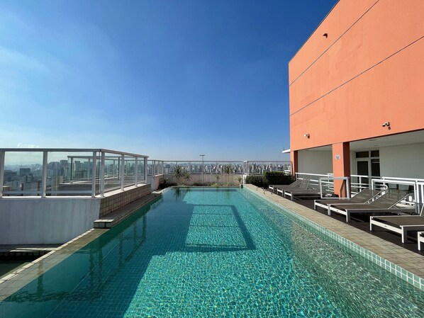 Piscina interna, piscina externa