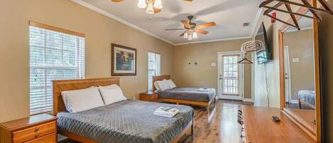3 bedrooms, WiFi, bed sheets