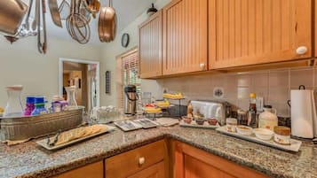 Fridge, microwave, coffee/tea maker