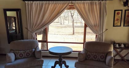 Phakela Private Lodge