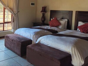 Luxury Double or Twin Room | 1 bedroom, premium bedding, pillowtop beds, in-room safe - Phakela Private Lodge (Thabazimbi)