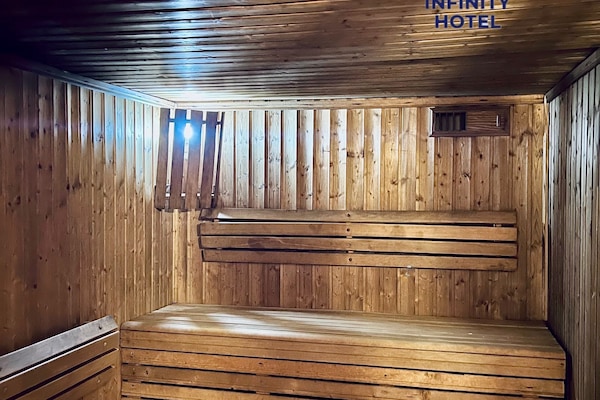 Turkish bath, body treatments, hydrotherapy, aromatherapy