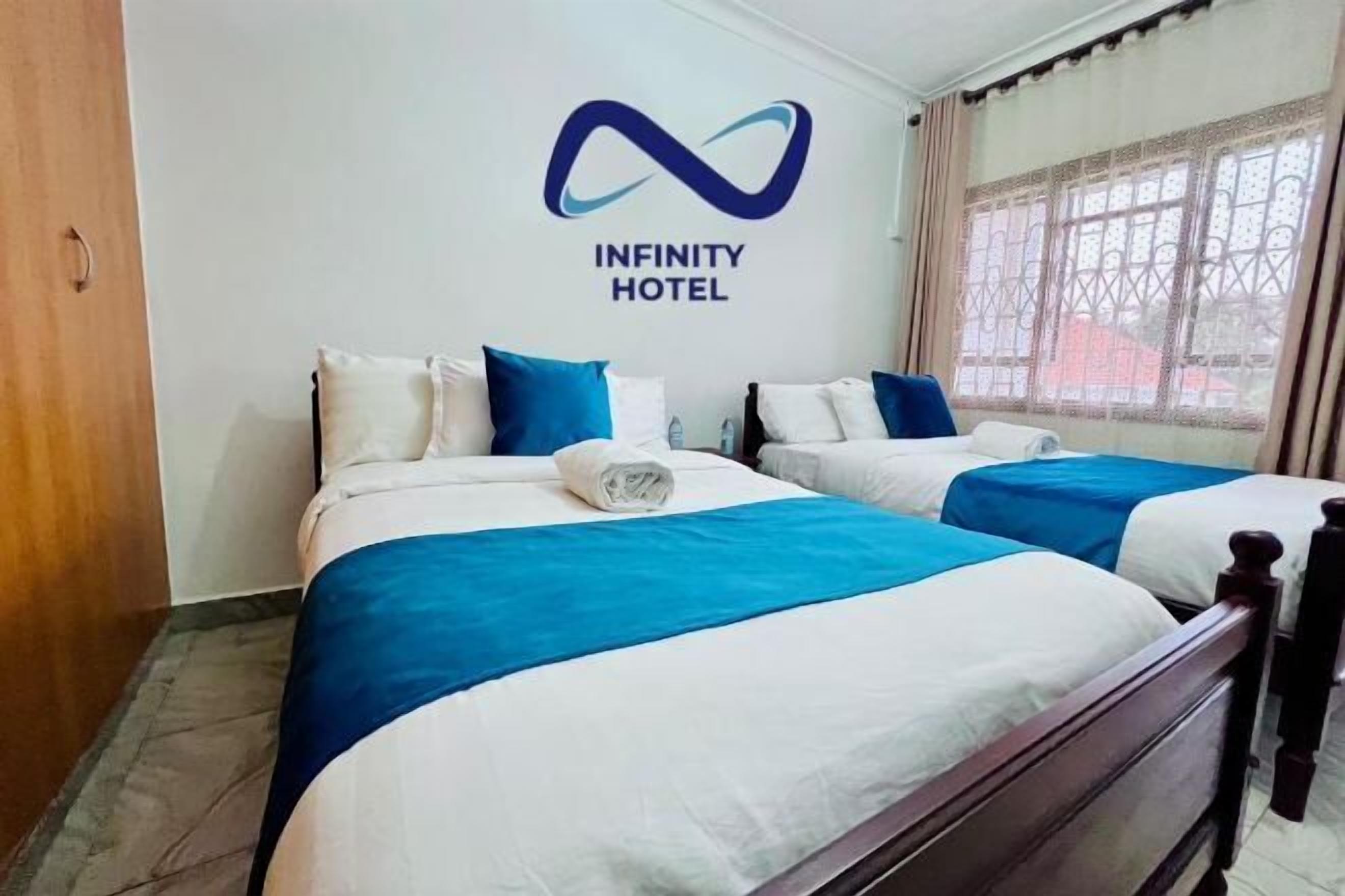 Escritorio y wifi gratis 