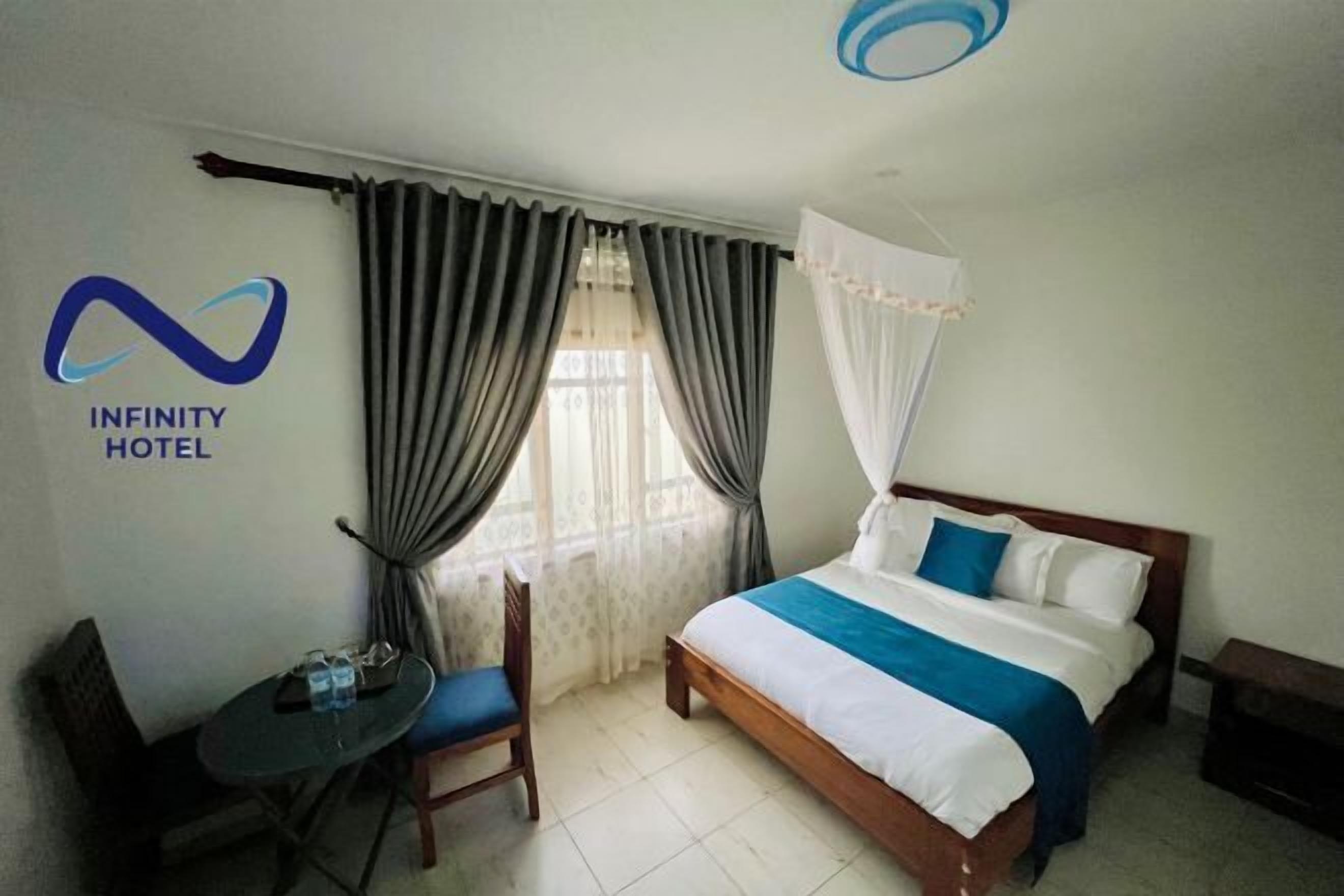 Escritorio y wifi gratis 