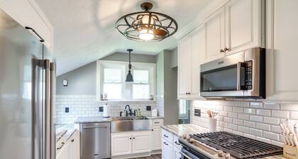 Vermilion Home - Walk to Main Street Beach!