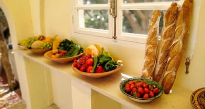 Villa Zitouna - Maison de Charme Avec Piscine - 300m de la Plage