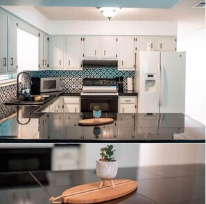 Kühlschrank, Mikrowelle, Ofen, Herdplatte