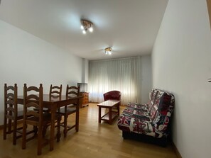 Interior - Contranquil I G (Cangas de Onís)