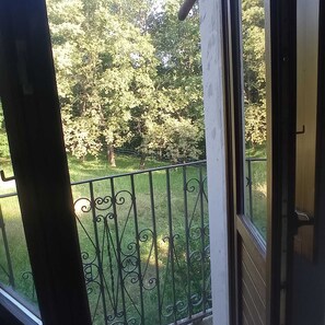 Ropa de cama de alta calidad, cubrecamas y colchones con efecto memoria 