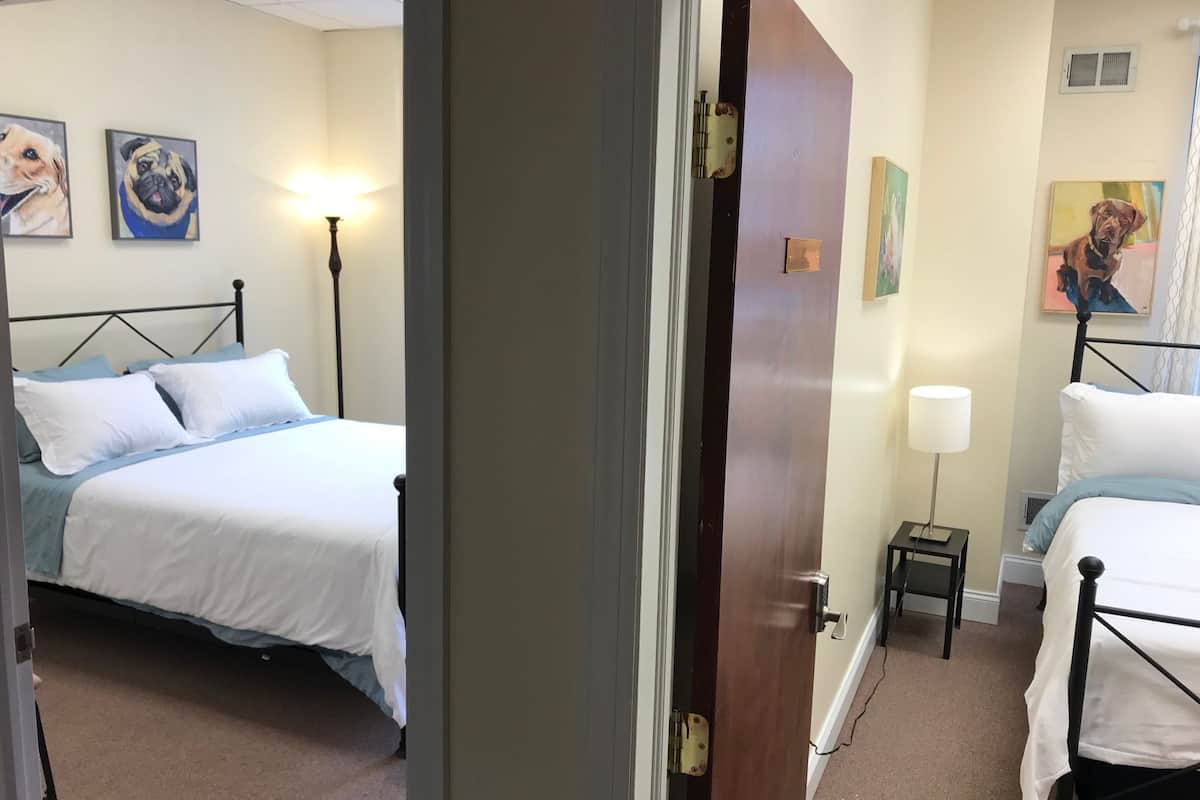 Desk, free WiFi, bed sheets